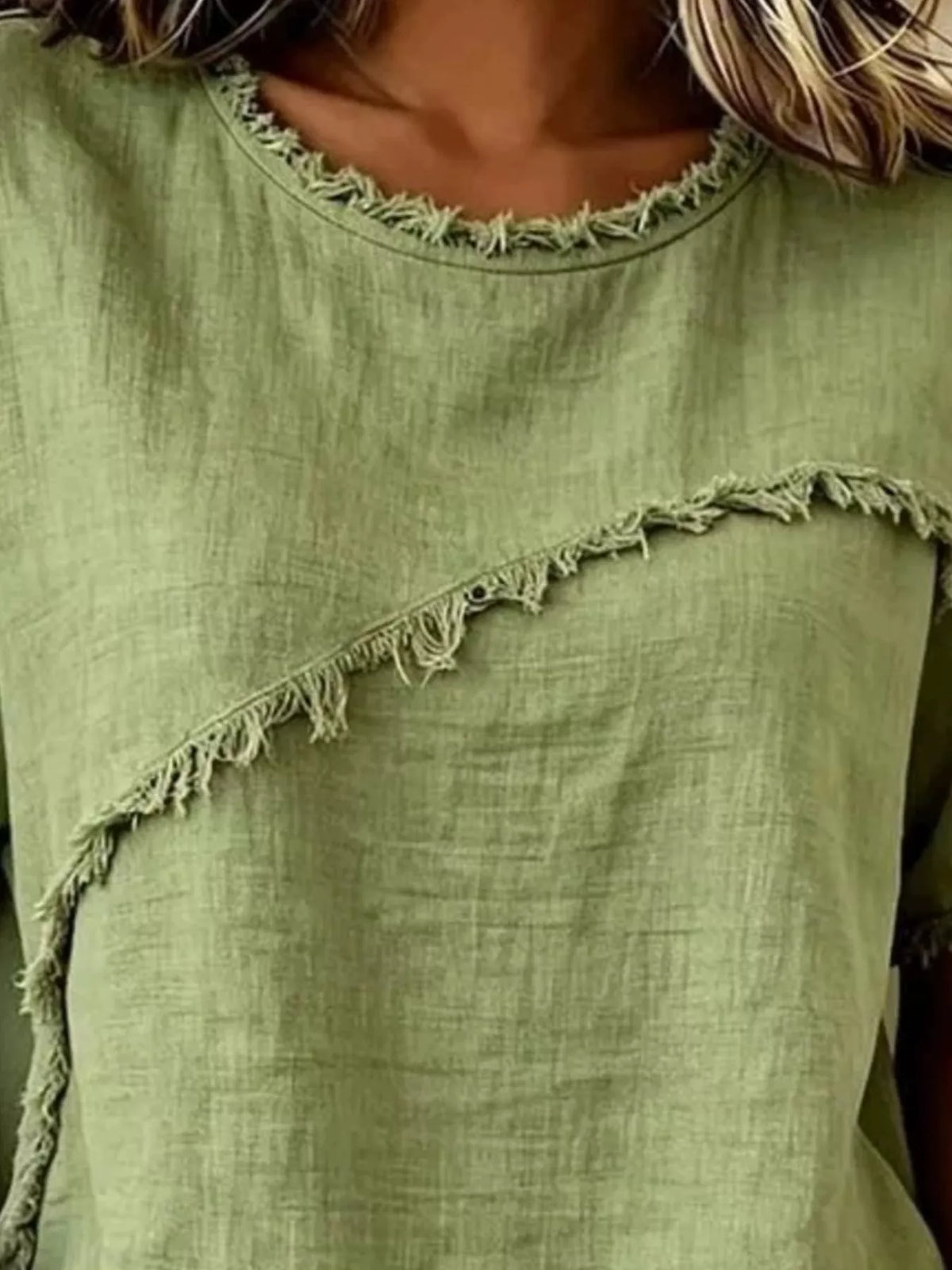 plus size frayed hem short sleeve top