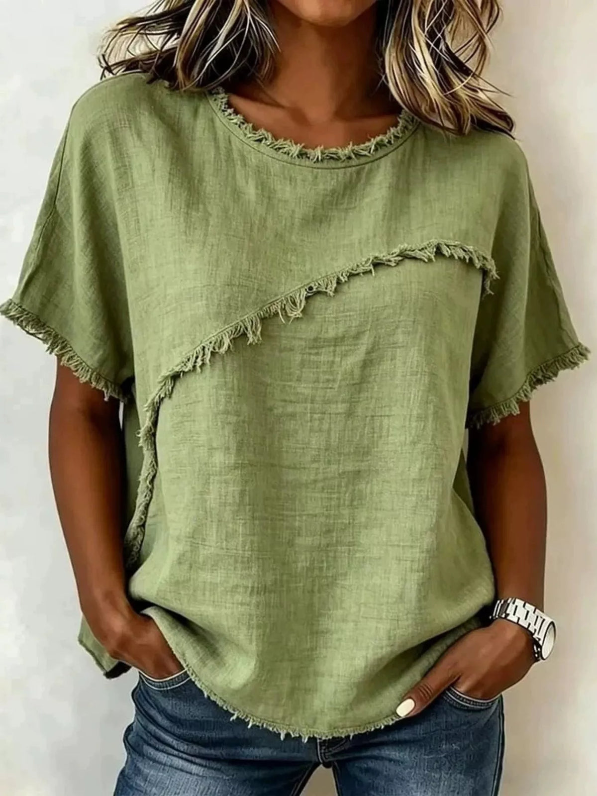 plus size frayed hem short sleeve top