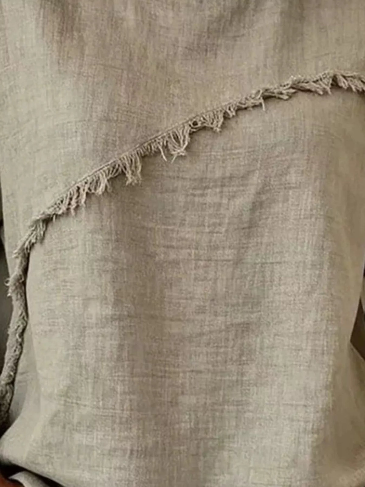 plus size frayed hem short sleeve top